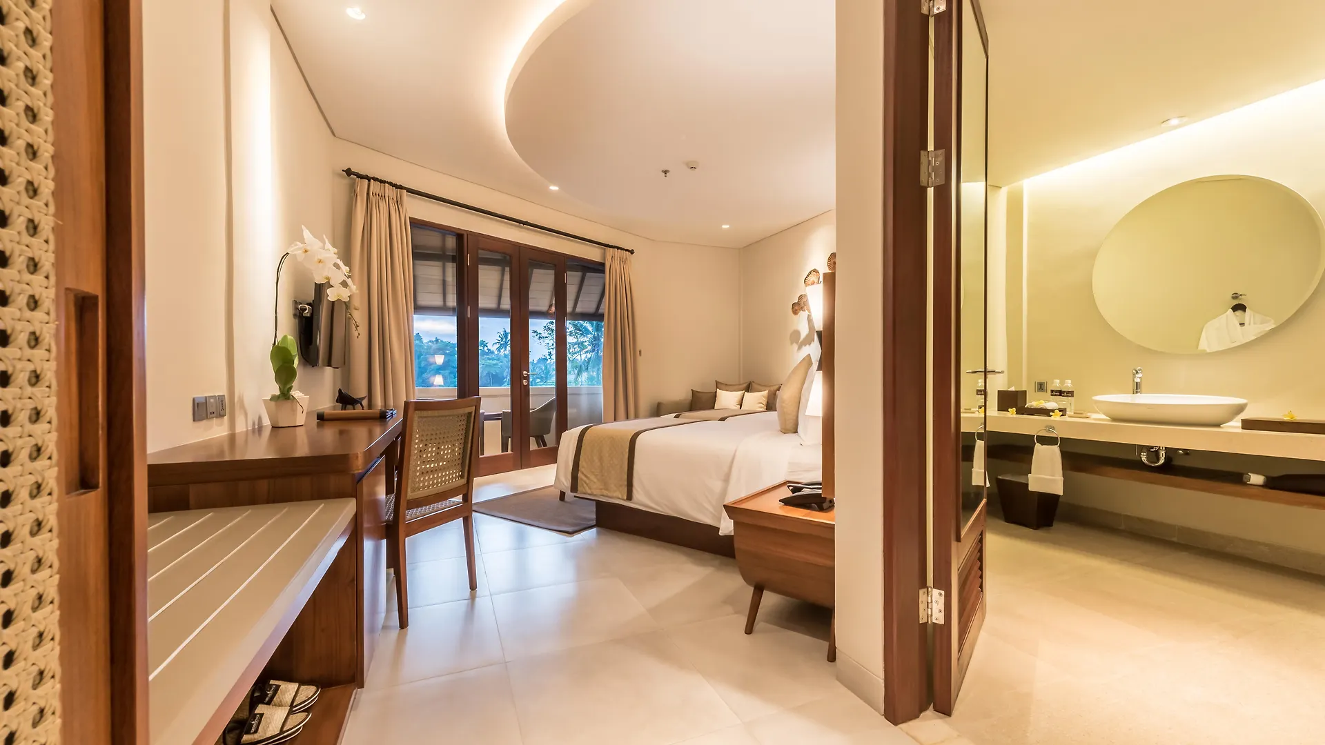 Tanadewa Resort Ubud Bali By Cross Collection 5*,  Endonezya